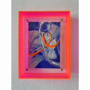 Abstraktes Kunstwerk Loops & Oops mit pinkem Acrylrahmen, dynamische Malerei in Blau und Orange, modernes Wandbild für kreative Raumgestaltung